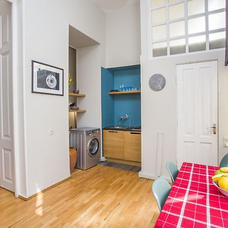 Charming 2Br Apartment In Old Tbilisi - By Wehost Ngoại thất bức ảnh