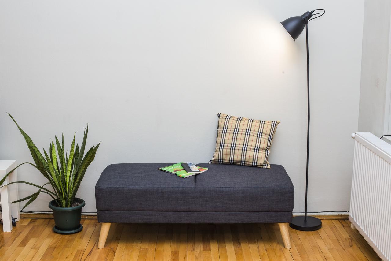Charming 2Br Apartment In Old Tbilisi - By Wehost Ngoại thất bức ảnh